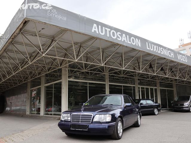 Mercedes 124